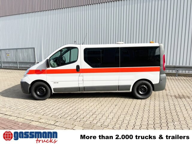 Renault Trafik 2.0 dCi115 4x2, Krankentransporter - سيارة إسعاف: صور 4 Renault Trafik 2.0 dCi115 4x2, Krankentransporter - سيارة إسعاف: صور 4