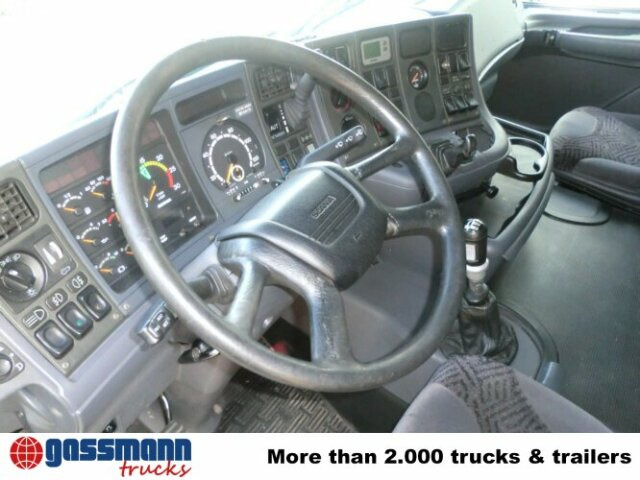 Scania 124R470 4x2, Kipphydraulik, 6 Zylinder - شاحنة جرار: صور 4 Scania 124R470 4x2, Kipphydraulik, 6 Zylinder - شاحنة جرار: صور 4