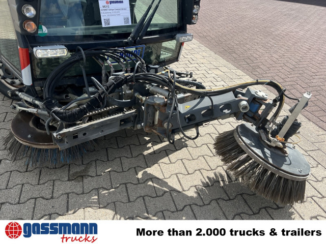 Schmidt Swingo Compact 200 4x2, Kehrmaschine - سياره كنس شوارع: صور 2 Schmidt Swingo Compact 200 4x2, Kehrmaschine - سياره كنس شوارع: صور 2