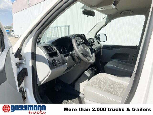 Volkswagen T5 2.0 TDI 4x2, Krankenwagen - سيارة إسعاف: صور 3 Volkswagen T5 2.0 TDI 4x2, Krankenwagen - سيارة إسعاف: صور 3