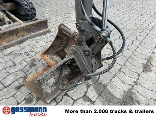Volvo EC18C Minibagger, Schnellwechsler, Langer Stiel - آلات البناء: صور 2 Volvo EC18C Minibagger, Schnellwechsler, Langer Stiel - آلات البناء: صور 2