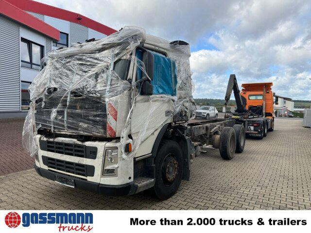 Volvo FM 380 6x4 R mit Brandschaden - قلابات: صور 5 Volvo FM 380 6x4 R mit Brandschaden - قلابات: صور 5