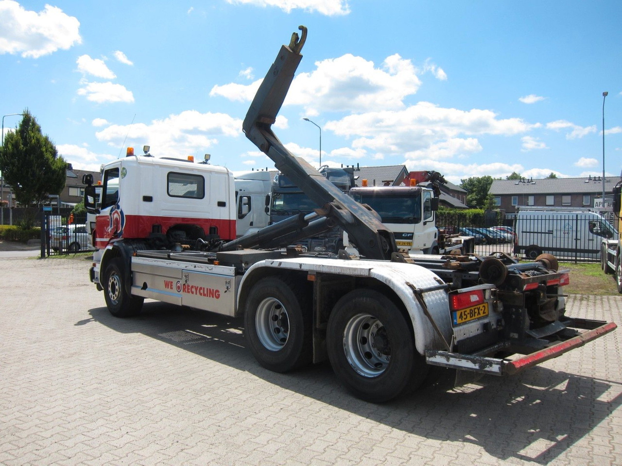 Scania P410 CB6X2 HSA Hyva 22T Haken E6 Liftachse - شاحنة ذات الخطاف: صور 5 Scania P410 CB6X2 HSA Hyva 22T Haken E6 Liftachse - شاحنة ذات الخطاف: صور 5