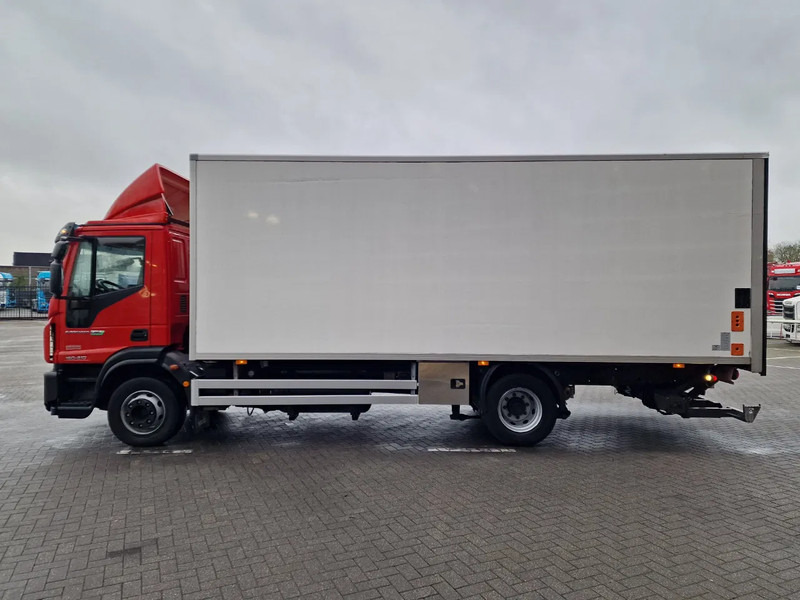 Iveco EuroCargo 160 210 - Isotherm box - Zepro loadlift - Low KM - Airco - Camera - بصندوق مغلق شاحنة: صور 4 Iveco EuroCargo 160 210 - Isotherm box - Zepro loadlift - Low KM - Airco - Camera - بصندوق مغلق شاحنة: صور 4