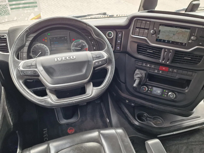 شاحنة جرار Iveco S-WAY 570 6x2 - Retarder - Full air - 3.20 WB - Navi: صور 11