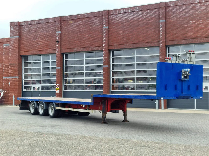 Lecitrailer Semi 3 axle - BPW Axle - Twist locks - عربة مسطحة منخفضة نصف مقطورة: صور 1 Lecitrailer Semi 3 axle - BPW Axle - Twist locks - عربة مسطحة منخفضة نصف مقطورة: صور 1
