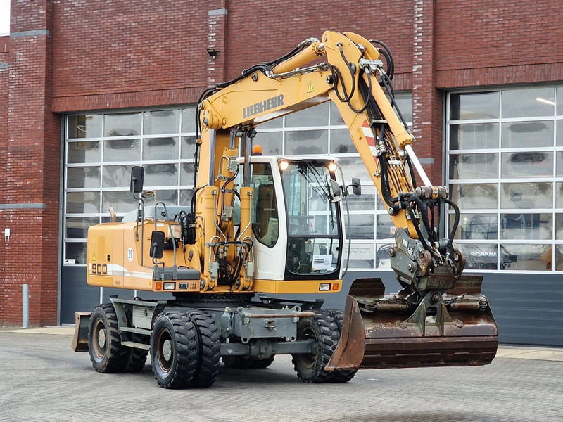 Liebherr A900C - 95 KW - Central Greasing - - حفارة على عجلات: صور 1 Liebherr A900C - 95 KW - Central Greasing - - حفارة على عجلات: صور 1