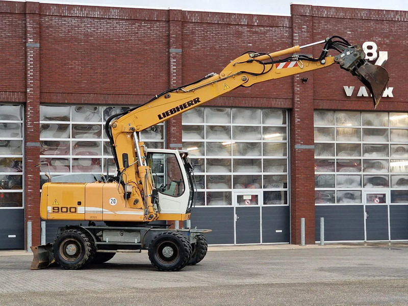 Liebherr A900C - 95 KW - Central Greasing - - حفارة على عجلات: صور 2 Liebherr A900C - 95 KW - Central Greasing - - حفارة على عجلات: صور 2