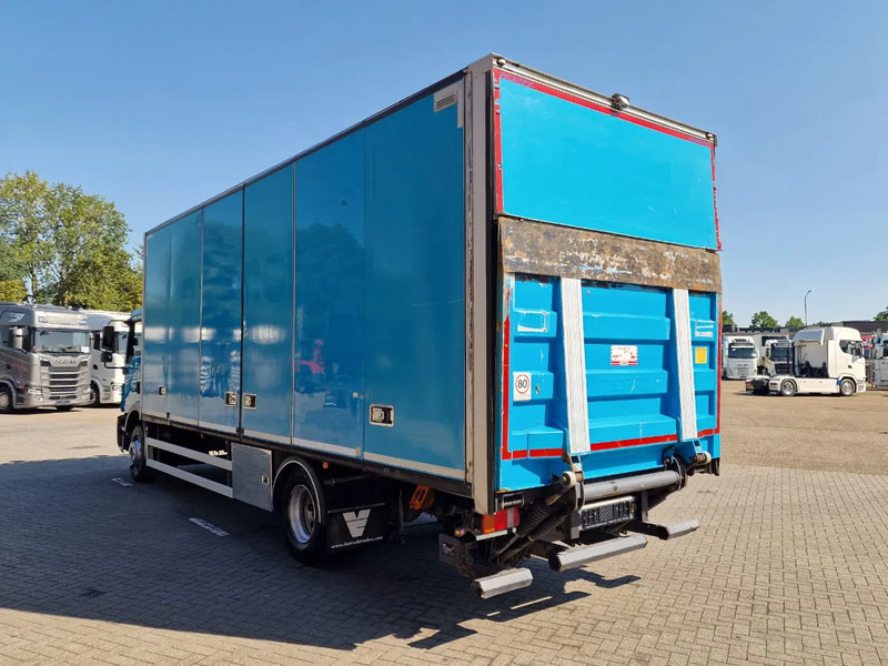 MAN TGM 15.250 4x2 - Box truck with sidedoors - Loadlift - Euro 5 - Automatic - Camera - بصندوق مغلق شاحنة: صور 5 MAN TGM 15.250 4x2 - Box truck with sidedoors - Loadlift - Euro 5 - Automatic - Camera - بصندوق مغلق شاحنة: صور 5