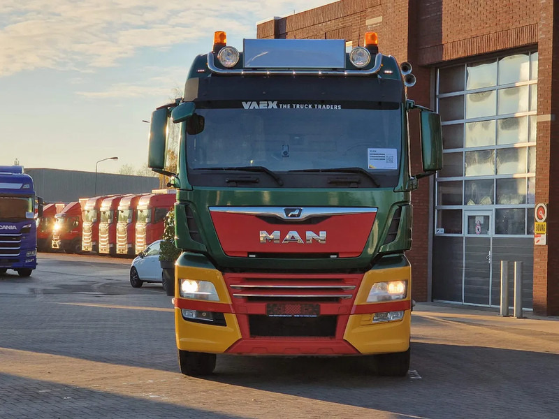 MAN TGX 26.500 6x4 XLX - PTO/Hydraulic - 3.30 - AS Tronic - Euro 6 - شاحنة جرار: صور 2 MAN TGX 26.500 6x4 XLX - PTO/Hydraulic - 3.30 - AS Tronic - Euro 6 - شاحنة جرار: صور 2