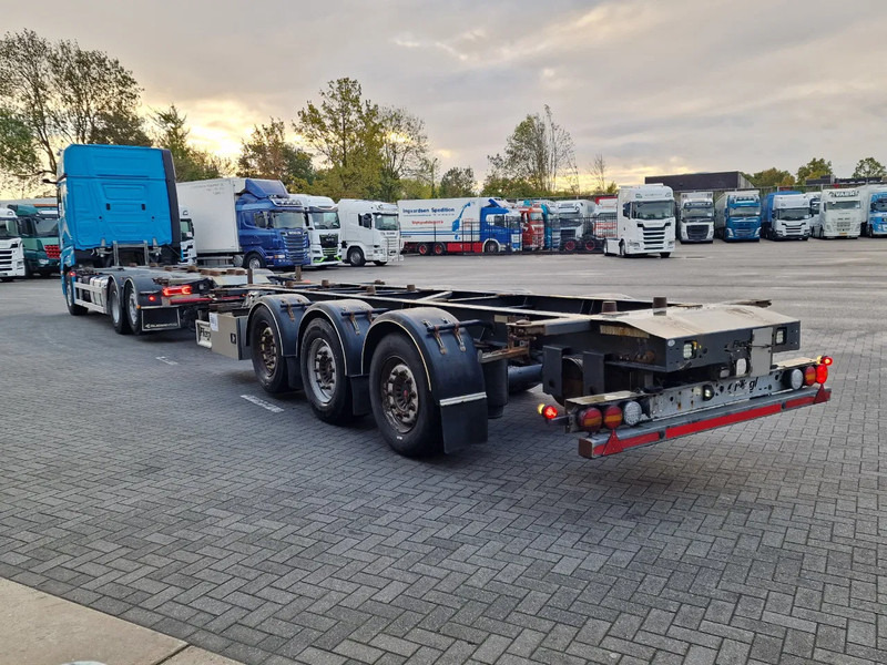 Mercedes-Benz Actros 2553 6x2 - BDF - Retarder - 4.90 WB - Full air + Fliegl trailer 2017 - شاحنات الحاويات/ جسم علوي قابل للتغيير شاحنة: صور 5 Mercedes-Benz Actros 2553 6x2 - BDF - Retarder - 4.90 WB - Full air + Fliegl trailer 2017 - شاحنات الحاويات/ جسم علوي قابل للتغيير شاحنة: صور 5