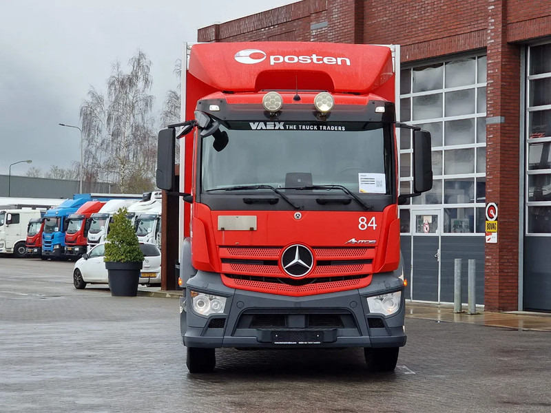 Mercedes-Benz Antos 1827 4x2 - Ekeri Box with sidedoors - Loadlift - Full air - 5.50 WB - Euro 6 - بصندوق مغلق شاحنة: صور 2 Mercedes-Benz Antos 1827 4x2 - Ekeri Box with sidedoors - Loadlift - Full air - 5.50 WB - Euro 6 - بصندوق مغلق شاحنة: صور 2