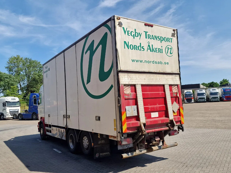 Scania R500 V8 Highline 6x2*4 - Box with side doors - Loadlift - Manual gearbox with retarder - Full air - Steering axle - بصندوق مغلق شاحنة: صور 5 Scania R500 V8 Highline 6x2*4 - Box with side doors - Loadlift - Manual gearbox with retarder - Full air - Steering axle - بصندوق مغلق شاحنة: صور 5