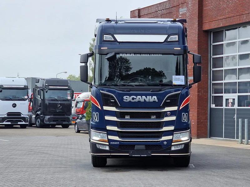 Scania R520 V8 NGS Highline 6x2 - PTO/Hydraulic - Full air - 2.95 WB - Navi - Fridge - Sliding 5th wheel - شاحنة جرار: صور 2 Scania R520 V8 NGS Highline 6x2 - PTO/Hydraulic - Full air - 2.95 WB - Navi - Fridge - Sliding 5th wheel - شاحنة جرار: صور 2