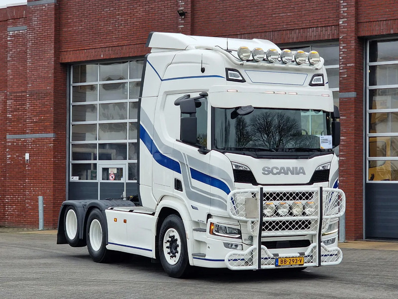 Scania R560 Highline 6x2 - BUFFL - Retarder - Full air - 3.15 WB - Leather - شاحنة جرار: صور 1 Scania R560 Highline 6x2 - BUFFL - Retarder - Full air - 3.15 WB - Leather - شاحنة جرار: صور 1
