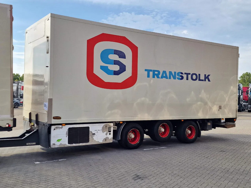 مبردة شاحنة Scania R580 Topline 6x2*4 Frigo + Burg trailer - Retarder - Steering axle - Night clima: صور 14