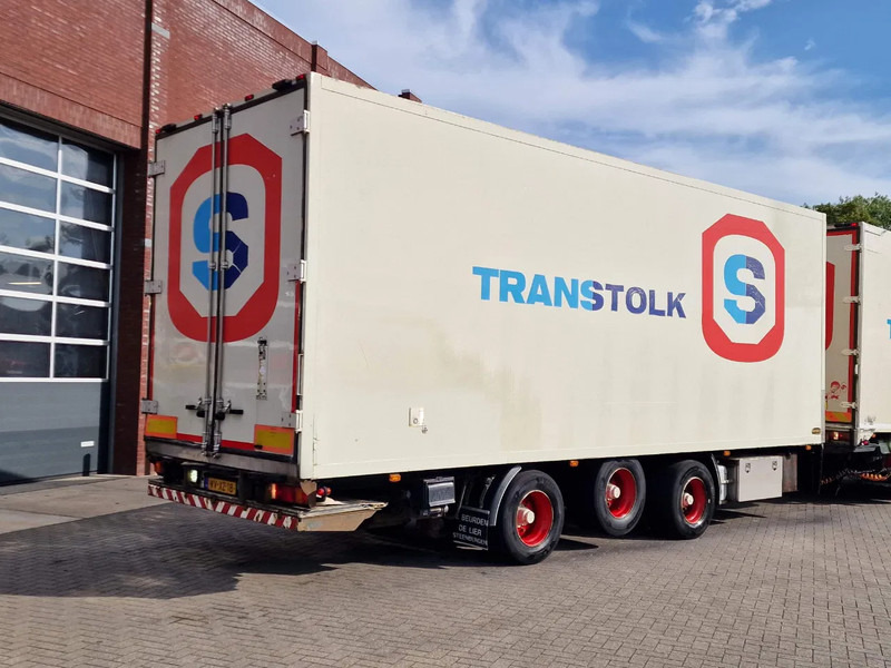 مبردة شاحنة Scania R580 Topline 6x2*4 Frigo + Burg trailer - Retarder - Steering axle - Night clima: صور 16