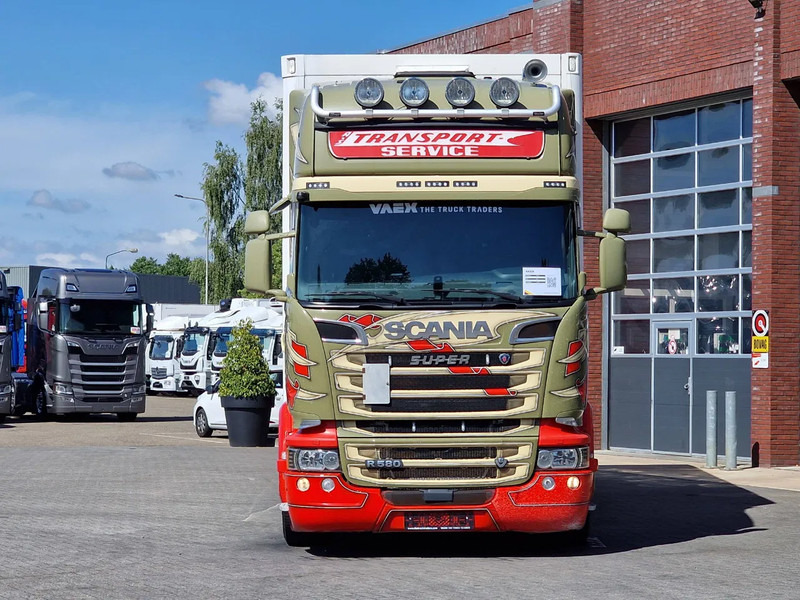 Scania R580 V8 Topline 6x2 - Box with sidedoors - Retarder - Full air - 4.55WB - بصندوق مغلق شاحنة: صور 2 Scania R580 V8 Topline 6x2 - Box with sidedoors - Retarder - Full air - 4.55WB - بصندوق مغلق شاحنة: صور 2