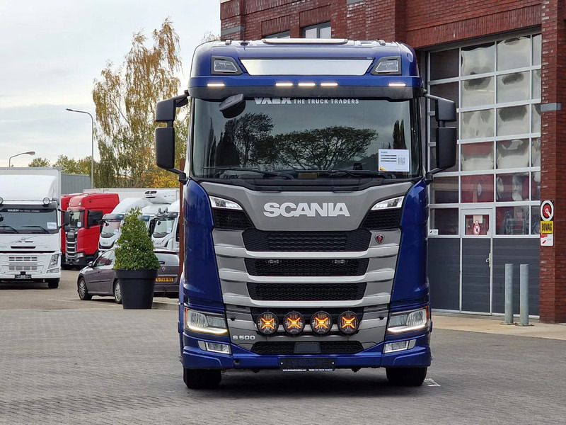 Scania S500 6x2*4 - Chassis - 4.55 WB - Retarder - Full air - Steering axle - PTO - Leather - Led - الشاسيه شاحنة: صور 2 Scania S500 6x2*4 - Chassis - 4.55 WB - Retarder - Full air - Steering axle - PTO - Leather - Led - الشاسيه شاحنة: صور 2