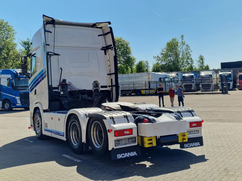 Scania S500 NGS Highline 6x2 - Retarder - Full air - Leather - Led - 2x tank - شاحنة جرار: صور 5 Scania S500 NGS Highline 6x2 - Retarder - Full air - Leather - Led - 2x tank - شاحنة جرار: صور 5