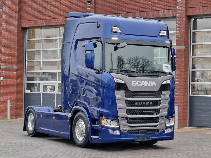 Scania S560 Highline 4x2 - Full spec - Retader - Night clima - Full air - Facelift - 2x tank - شاحنة جرار: صور 1 Scania S560 Highline 4x2 - Full spec - Retader - Night clima - Full air - Facelift - 2x tank - شاحنة جرار: صور 1