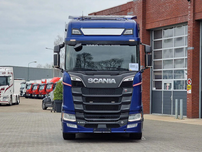 Scania S580 V8 NGS Highline 6x2*4 - Full air - Steering axle - Retarder - شاحنات قابلة للفك شاحنة: صور 3 Scania S580 V8 NGS Highline 6x2*4 - Full air - Steering axle - Retarder - شاحنات قابلة للفك شاحنة: صور 3