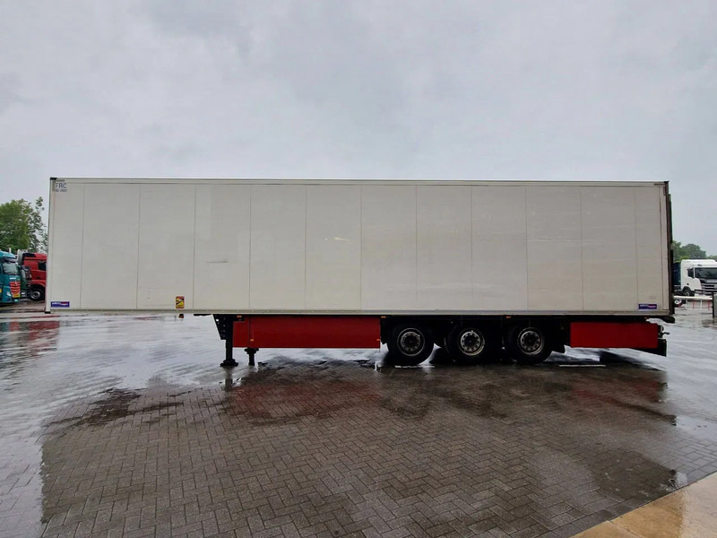 Schmitz Cargobull SCB*S3B - Thermoking SLXe 200 - Rohrbahnen / Meat rails - Lift axle - SAF Axle - متساوي نصف مقطورة: صور 4 Schmitz Cargobull SCB*S3B - Thermoking SLXe 200 - Rohrbahnen / Meat rails - Lift axle - SAF Axle - متساوي نصف مقطورة: صور 4