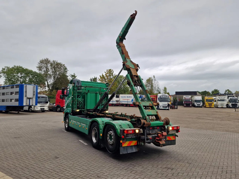 Volvo FH 13.440 6x2*4 - HIAB Hooklift 17T - Euro 5 - I shift - Steering axle - شاحنة ذات الخطاف: صور 5 Volvo FH 13.440 6x2*4 - HIAB Hooklift 17T - Euro 5 - I shift - Steering axle - شاحنة ذات الخطاف: صور 5