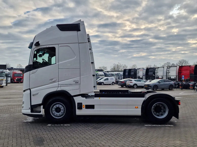 Volvo FH 13.500 Aero Globetrotter XL 4x2 - I Save - I parkcool - 2x tank - Mirror cams - شاحنة جرار: صور 4 Volvo FH 13.500 Aero Globetrotter XL 4x2 - I Save - I parkcool - 2x tank - Mirror cams - شاحنة جرار: صور 4