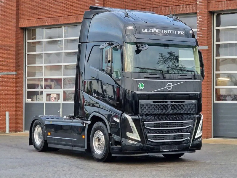 Volvo FH 13.500 Globetrotter XL 4x2 - NEW - Full spec - I parkcool - Full air - - شاحنة جرار: صور 1 Volvo FH 13.500 Globetrotter XL 4x2 - NEW - Full spec - I parkcool - Full air - - شاحنة جرار: صور 1