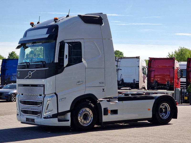 Volvo FH 13.500 Globetrotter XL 4x2 - NEW - Full spec - I parkcool - Full air - - شاحنة جرار: صور 3 Volvo FH 13.500 Globetrotter XL 4x2 - NEW - Full spec - I parkcool - Full air - - شاحنة جرار: صور 3