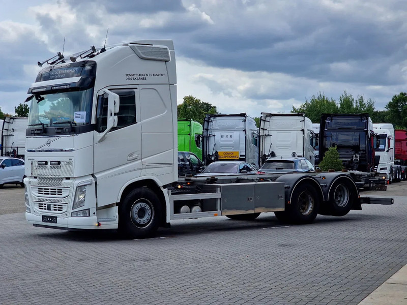Volvo FH 13.500 Globetrotter XL 6x2 - BDF - Retarder - I parkcool - Full air - 4.90 WB - شاحنات الحاويات/ جسم علوي قابل للتغيير شاحنة: صور 3 Volvo FH 13.500 Globetrotter XL 6x2 - BDF - Retarder - I parkcool - Full air - 4.90 WB - شاحنات الحاويات/ جسم علوي قابل للتغيير شاحنة: صور 3