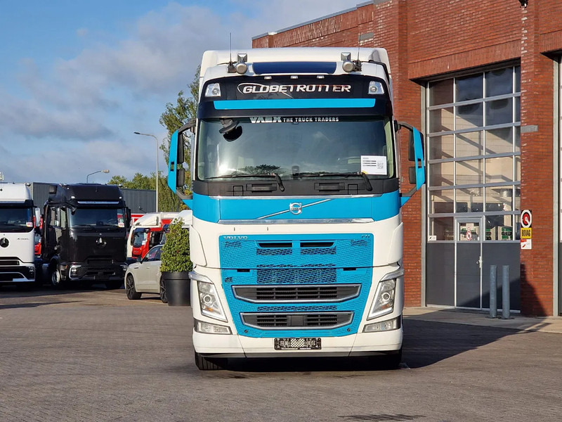 Volvo FH 13.540 Globetrotter 6x2 - BDF - 4.90 WB - Full air - VEB + - شاحنات الحاويات/ جسم علوي قابل للتغيير شاحنة: صور 2 Volvo FH 13.540 Globetrotter 6x2 - BDF - 4.90 WB - Full air - VEB + - شاحنات الحاويات/ جسم علوي قابل للتغيير شاحنة: صور 2
