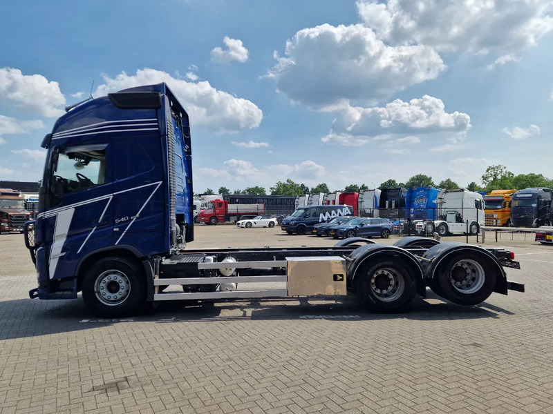 Volvo FH 13.540 Globetrotter XL 6x2 - Retarder - Full air - 4.60 WB - I shift dual clutch - الشاسيه شاحنة: صور 4 Volvo FH 13.540 Globetrotter XL 6x2 - Retarder - Full air - 4.60 WB - I shift dual clutch - الشاسيه شاحنة: صور 4