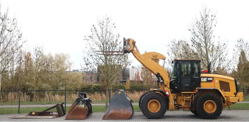 Caterpillar 938 M | 2X BUCKET | JIB | FORKS | BSS | GOOD CONDITION - اللودر بعجل: صور 1 Caterpillar 938 M | 2X BUCKET | JIB | FORKS | BSS | GOOD CONDITION - اللودر بعجل: صور 1