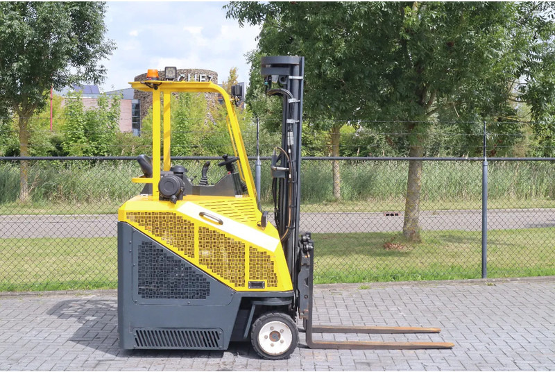 Combilift CB3000 | 2.5 TON | 6 METER | TRIPLEX | SIDESHIFT - شاحنة المناولة رباعية الاتجاهات: صور 4 Combilift CB3000 | 2.5 TON | 6 METER | TRIPLEX | SIDESHIFT - شاحنة المناولة رباعية الاتجاهات: صور 4