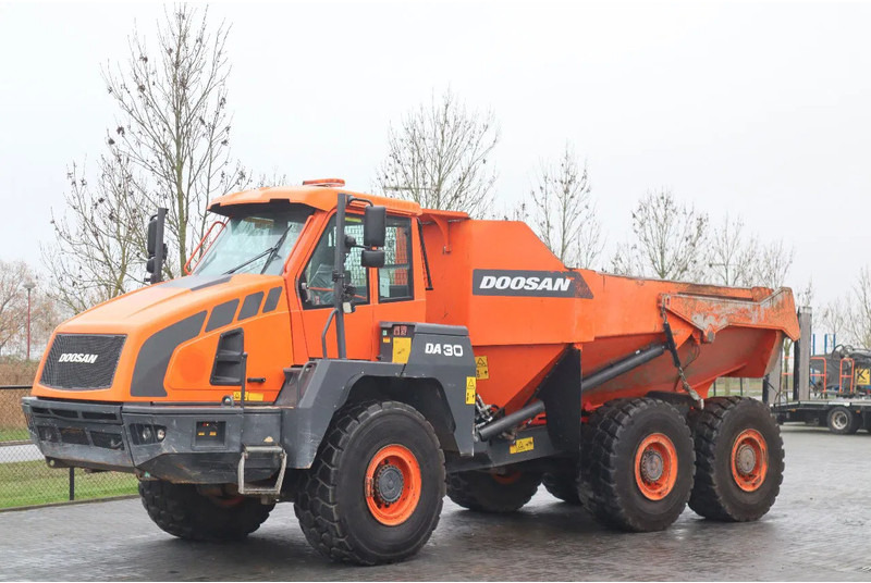 Doosan DA 30 | TAILGATE | AIRCO | GOOD CONDITION - شاحنة مفصلية: صور 2 Doosan DA 30 | TAILGATE | AIRCO | GOOD CONDITION - شاحنة مفصلية: صور 2