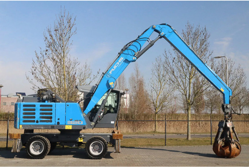 Fuchs MHL 320 | PEEL GRAB | UMSCHLAG | GOOD TIRES - حفارة النقل والشحن: صور 4 Fuchs MHL 320 | PEEL GRAB | UMSCHLAG | GOOD TIRES - حفارة النقل والشحن: صور 4