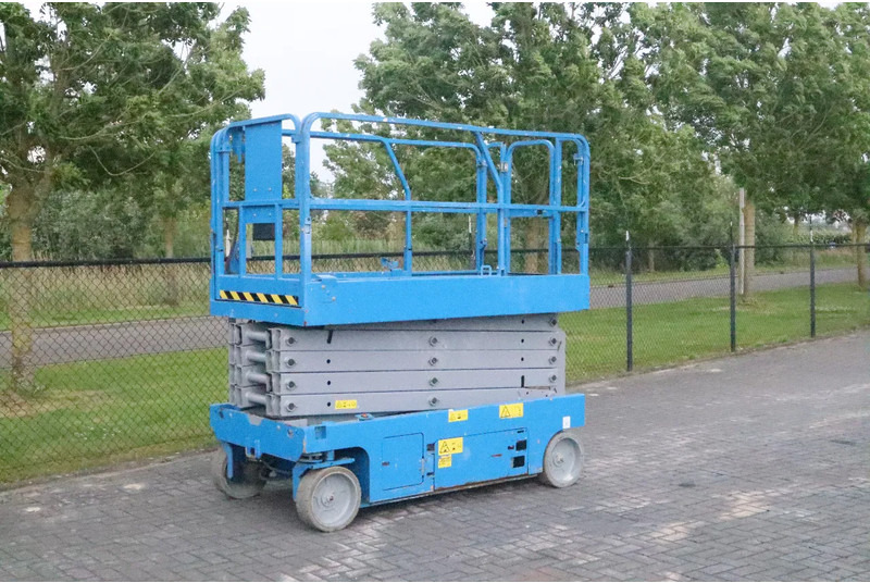 Genie GS-3246 | 12 METER | 318 KG - رافعات مقصية: صور 3 Genie GS-3246 | 12 METER | 318 KG - رافعات مقصية: صور 3
