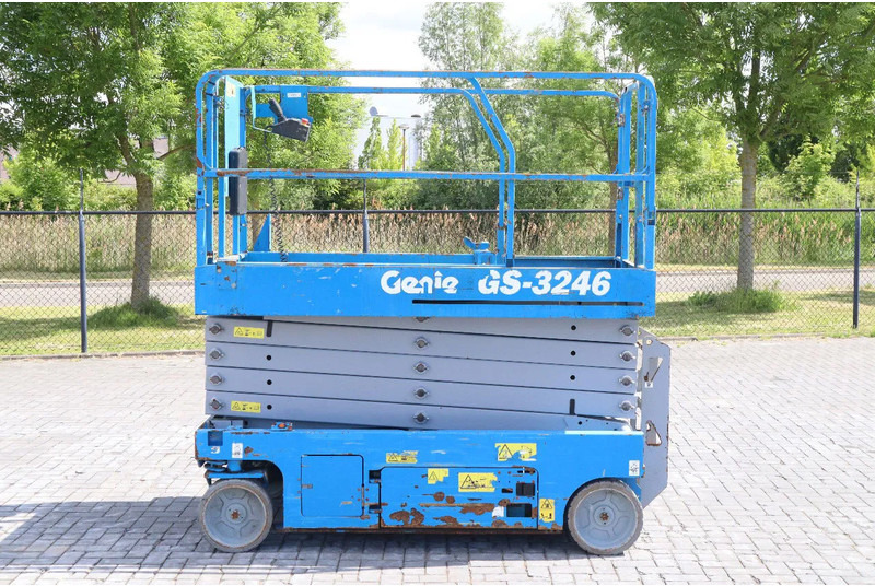 Genie GS-3246 | 12 METER | 318 KG - رافعات مقصية: صور 1 Genie GS-3246 | 12 METER | 318 KG - رافعات مقصية: صور 1