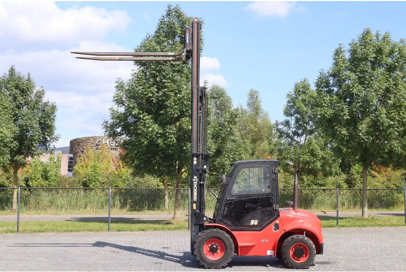 Hangcha CPCD30 - XW43C-RT4 | 4X4 | TRIPLEX | SIDESHIFT | SPREADERS - شاحنات الطرق الوعرة: صور 1 Hangcha CPCD30 - XW43C-RT4 | 4X4 | TRIPLEX | SIDESHIFT | SPREADERS - شاحنات الطرق الوعرة: صور 1