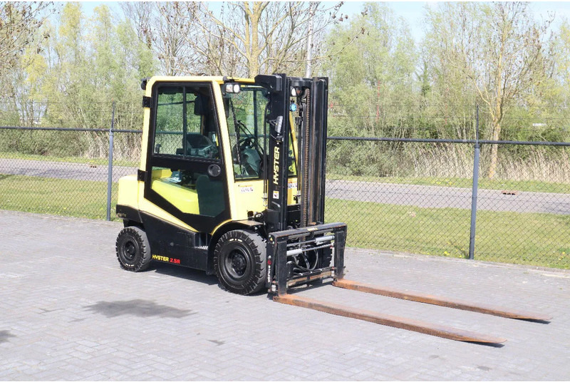 Hyster H2.5 A | BOOM SUSPENSION | SIDESHIFT | FORK EXTENTIONS | FORK POSITIONERS - رافعة شوكية ديزل: صور 5 Hyster H2.5 A | BOOM SUSPENSION | SIDESHIFT | FORK EXTENTIONS | FORK POSITIONERS - رافعة شوكية ديزل: صور 5