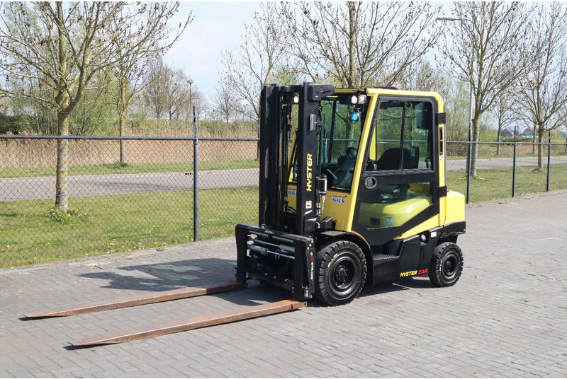 Hyster H2.5 A | BOOM SUSPENSION | SIDESHIFT | FORK EXTENTIONS | FORK POSITIONERS - رافعة شوكية ديزل: صور 2 Hyster H2.5 A | BOOM SUSPENSION | SIDESHIFT | FORK EXTENTIONS | FORK POSITIONERS - رافعة شوكية ديزل: صور 2