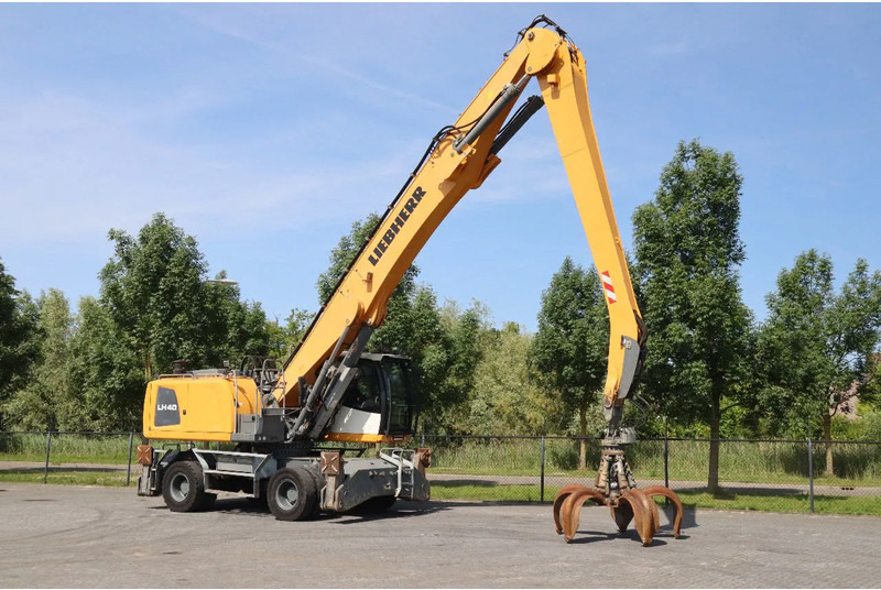 Liebherr LH 40 M LITRONIC | GRAB | QUICK COUPLER | 16 METER - حفارة النقل والشحن: صور 5 Liebherr LH 40 M LITRONIC | GRAB | QUICK COUPLER | 16 METER - حفارة النقل والشحن: صور 5