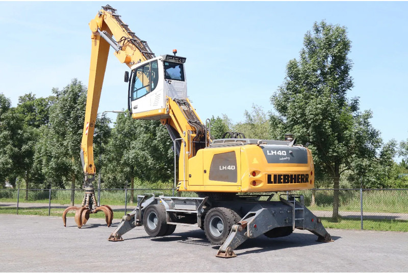 Liebherr LH 40 M LITRONIC | GRAB | QUICK COUPLER | 16 METER - حفارة النقل والشحن: صور 3 Liebherr LH 40 M LITRONIC | GRAB | QUICK COUPLER | 16 METER - حفارة النقل والشحن: صور 3