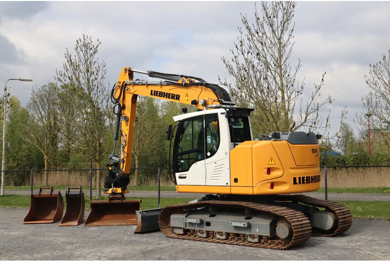 Liebherr R914 COMPACT S | ROTOTILT | 3X BUCKET | DOZERBLADE - حفارات زحافة: صور 3 Liebherr R914 COMPACT S | ROTOTILT | 3X BUCKET | DOZERBLADE - حفارات زحافة: صور 3