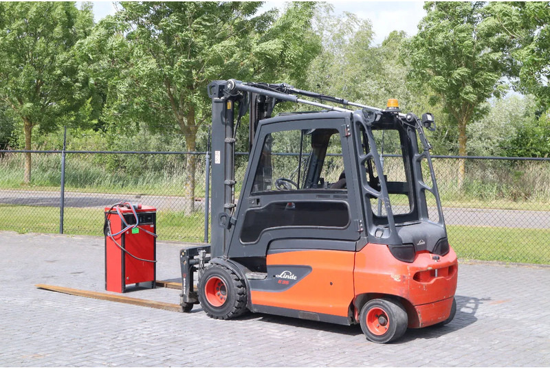Linde E35 L-01 | DUPLEX | SIDESHIFT | POSITIONERS | LOW HOURS - رافعة شوكية كهربائية: صور 3 Linde E35 L-01 | DUPLEX | SIDESHIFT | POSITIONERS | LOW HOURS - رافعة شوكية كهربائية: صور 3