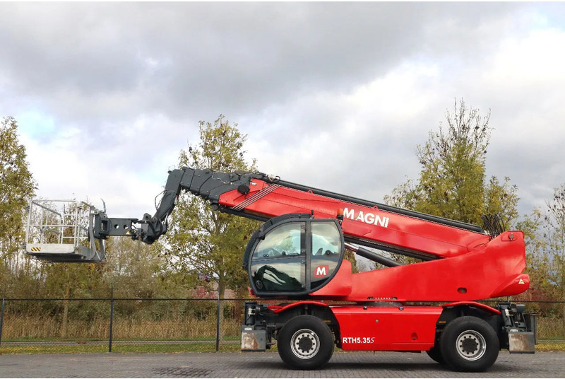 MAGNI RTH 5.35 S-M/C | WORKING PLATFORM | REMOTE | GOOD CONDITION - رافعة تلسكوبية: صور 1 MAGNI RTH 5.35 S-M/C | WORKING PLATFORM | REMOTE | GOOD CONDITION - رافعة تلسكوبية: صور 1