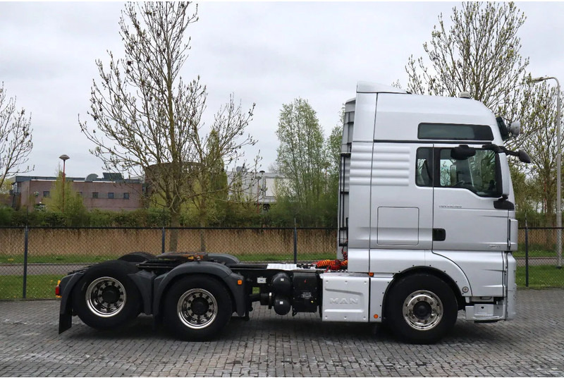 MAN TGX 28.580 | 6X2 | RETARDER | FULL OPTION | EURO 6 - شاحنة جرار: صور 4 MAN TGX 28.580 | 6X2 | RETARDER | FULL OPTION | EURO 6 - شاحنة جرار: صور 4