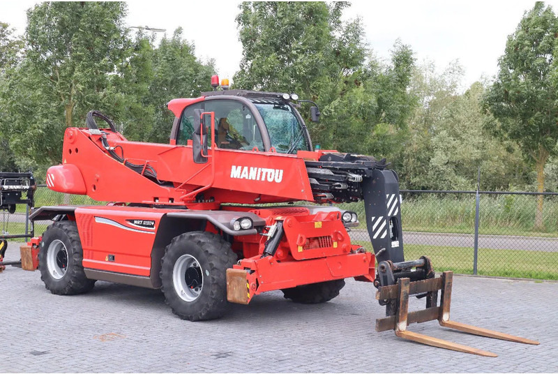 Manitou MRT 2150 + S2 | REMOTE | FORKS | 3-TON WINCH - رافعة تلسكوبية: صور 5 Manitou MRT 2150 + S2 | REMOTE | FORKS | 3-TON WINCH - رافعة تلسكوبية: صور 5